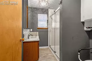 315 E Gunnison Ave, Woodland Park, CO 80863 - Photo 13