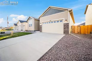 9156 Golden Buffs Dr, Colorado Springs, CO 80925 - Photo 3