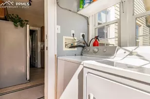 803 S Cascade Ave, Colorado Springs, CO 80903 - Photo 17