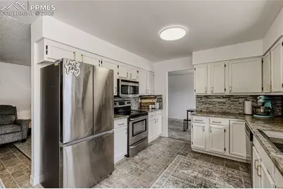 7215 Woodstock Street, Colorado Springs, CO 80911 - Photo 9