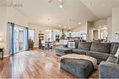 7194 Peachleaf Drive, Colorado Springs, CO 80925 - Photo 21