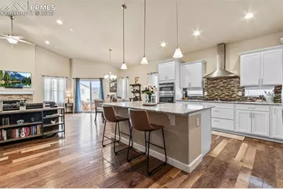 7194 Peachleaf Drive, Colorado Springs, CO 80925 - Photo 9