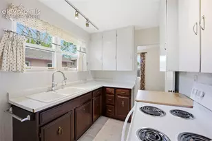 1347 N Prospect St, Colorado Springs, CO 80903 - Photo 11