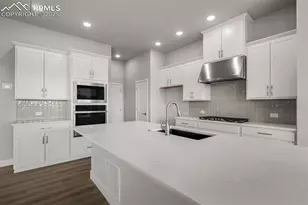 4585 Peak Crst Vw, Colorado Springs, CO 80918 - Photo 5