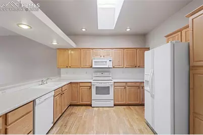 250 E Poppy Lane, Pueblo, CO 81007 - Photo 11