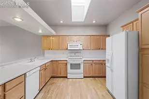 250 E Poppy Ln, Pueblo, CO 81007 - Photo 11