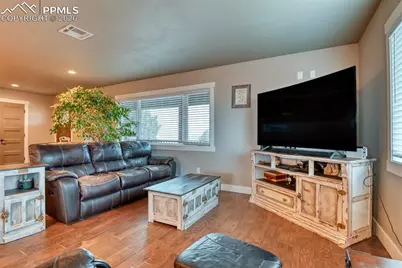 855 Marilyn Drive, Penrose, CO 81240 - Photo 5