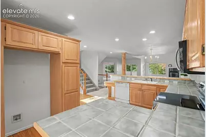 84 Luxury Lane, Colorado Springs, CO 80921 - Photo 7