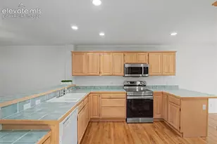 84 Luxury Ln, Colorado Springs, CO 80921 - Photo 9