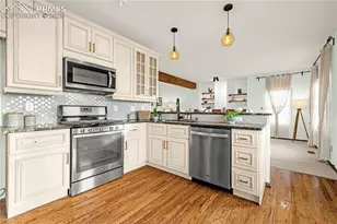 7640 Hollandale Dr, Colorado Springs, CO 80919 - Photo 17