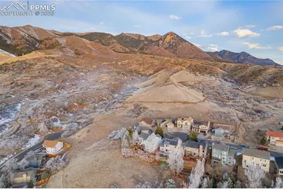 7640 Hollandale Drive, Colorado Springs, CO 80919 - Photo 45