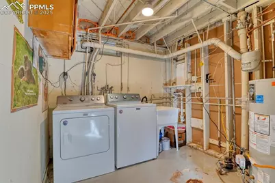 1302 Margo Lane, Colorado Springs, CO 80909 - Photo 37