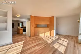 1302 Margo Ln, Colorado Springs, CO 80909 - Photo 7