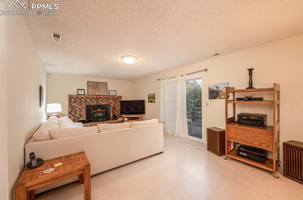 2850 Purgatory Dr, Colorado Springs CO 80918-1539 exterior