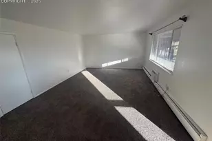 434 Valley Hi Cir, Colorado Springs, CO 80910 - Photo 3