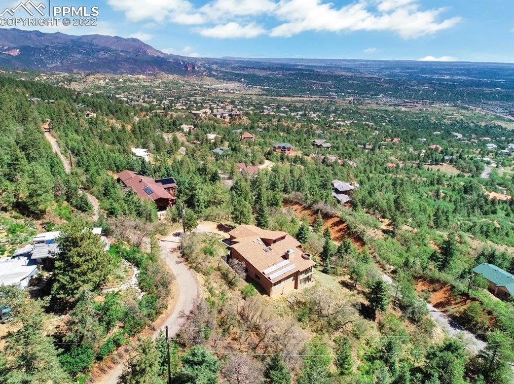 1610 Gold Camp Rd, Colorado Springs CO 80906-5817 exterior