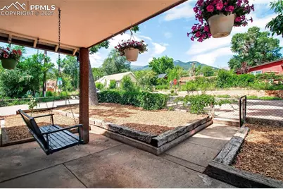 107 Oak Place, Manitou Springs, CO 80829 - Photo 3