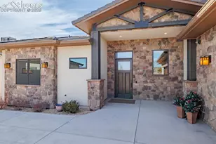 2716 Cathedral Rock Vw, Colorado Springs, CO 80904 - Photo 7