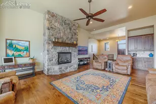 2716 Cathedral Rock Vw, Colorado Springs, CO 80904 - Photo 11