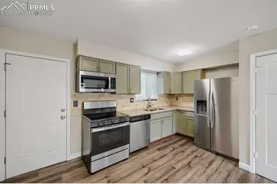 2504 Cather Circle, Colorado Springs, CO 80916 - Photo 9
