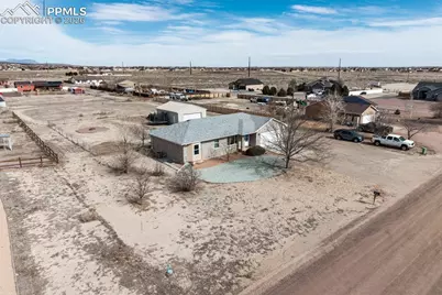 965 N Cimarron Drive, Pueblo, CO 81007 - Photo 33