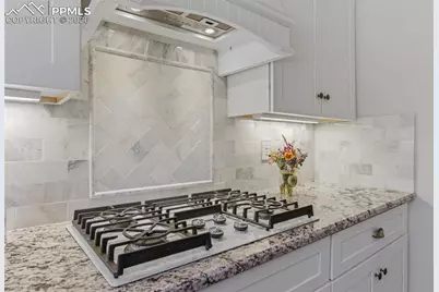 6125 Spurwood Drive, Colorado Springs, CO 80918 - Photo 13