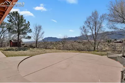 2240 Mesa Road, Colorado Springs, CO 80904 - Photo 37