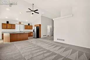 546 Crown Hill Mesa Dr, Colorado Springs, CO 80905 - Photo 9