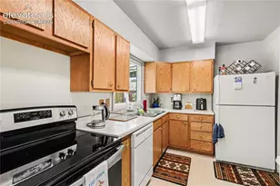 303 Elmwood Dr, Colorado Springs, CO 80907 - Photo 9