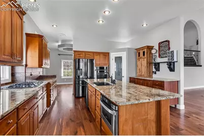 4811 Castor Drive, Pueblo, CO 81001 - Photo 7