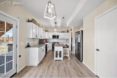 689 N McCulloch Boulevard, Pueblo, CO 81007 - Photo 11