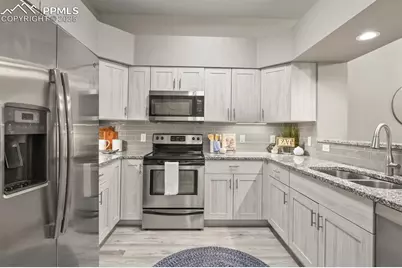 6868 Los Reyes Circle, Colorado Springs, CO 80918 - Photo 19