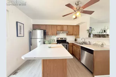 7612 Lexington Manor Drive, Colorado Springs, CO 80920 - Photo 17