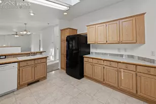 46 Kingston Cir, Florissant, CO 80816 - Photo 11
