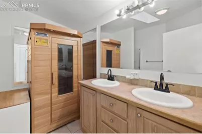 46 Kingston Circle, Florissant, CO 80816 - Photo 17