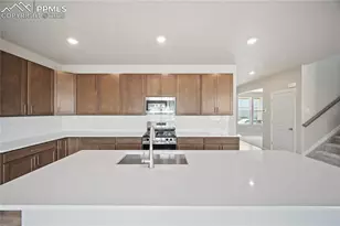 9162 Golden Buffs Dr, Colorado Springs, CO 80925 - Photo 11