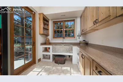 4896 Stonehill Road, Colorado Springs, CO 80918 - Photo 17