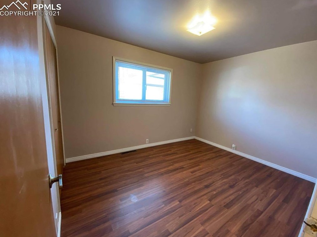 1014 Fosdick Dr, Colorado Springs CO  80909-6978 exterior