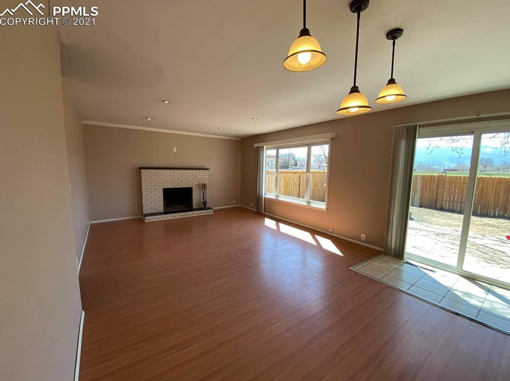 1014 Fosdick Dr, Colorado Springs CO  80909-6978 exterior