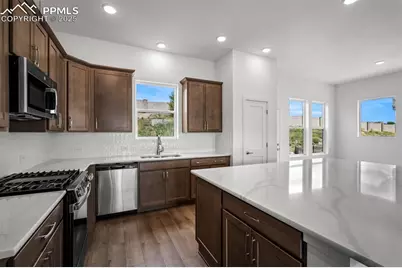 4574 Peak Crest View, Colorado Springs, CO 80918 - Photo 11