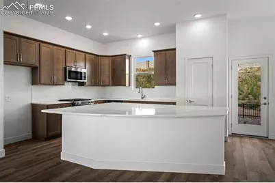 4574 Peak Crest View, Colorado Springs, CO 80918 - Photo 9