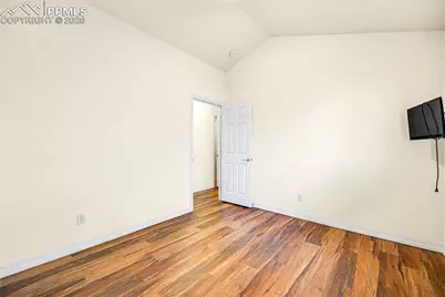 3245 Chestnut Glen Lane, Colorado Springs, CO 80918 - Photo 17