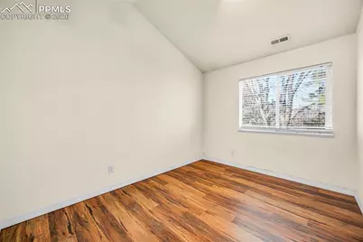 3245 Chestnut Glen Lane, Colorado Springs, CO 80918 - Photo 21