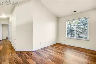 3245 Chestnut Glen Ln, Colorado Springs, CO 80918 - Photo 15