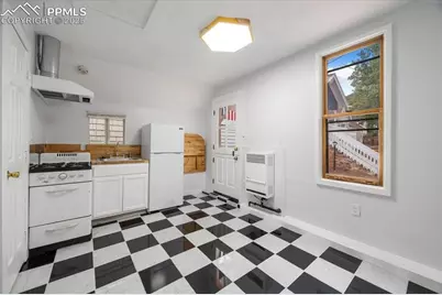 125 Ruxton Avenue, Manitou Springs, CO 80829 - Photo 11