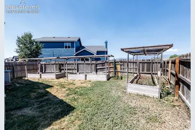 9112 Chieftan Drive, Colorado Springs, CO 80925 - Photo 37