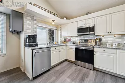 2570 Covington Place, Colorado Springs, CO 80918 - Photo 9