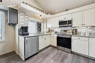 2570 Covington Pl, Colorado Springs, CO 80918 - Photo 9