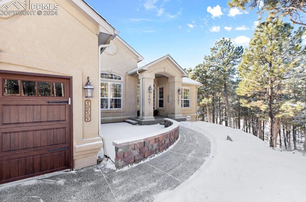 935 Pinenut Ct, Colorado Springs CO  80921-3739 exterior