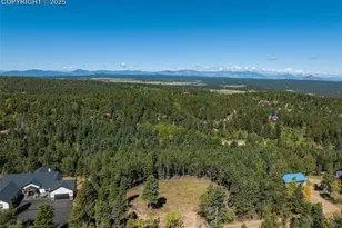 197 Parkview Dr, Woodland Park, CO 80863 - Photo 1